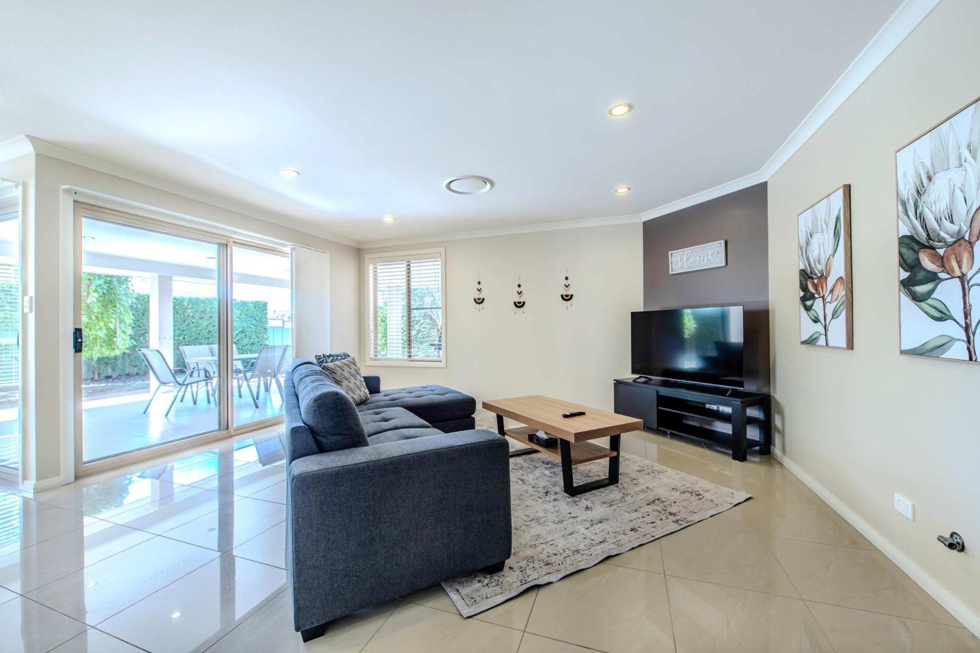 Loch Lomond - Spacious Living Close To Zoo & Golf Dubbo Exterior foto